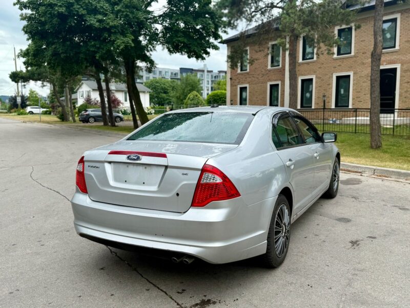 2011 Ford Fusion SE