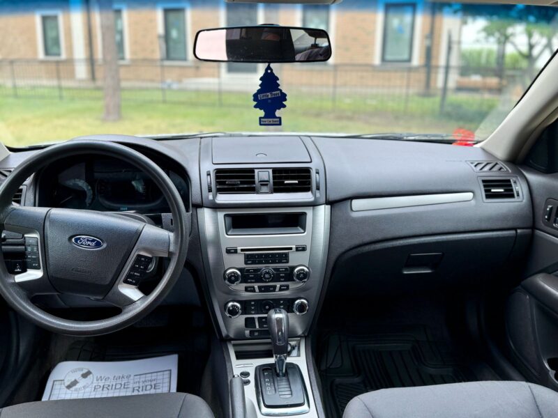 2011 Ford Fusion SE